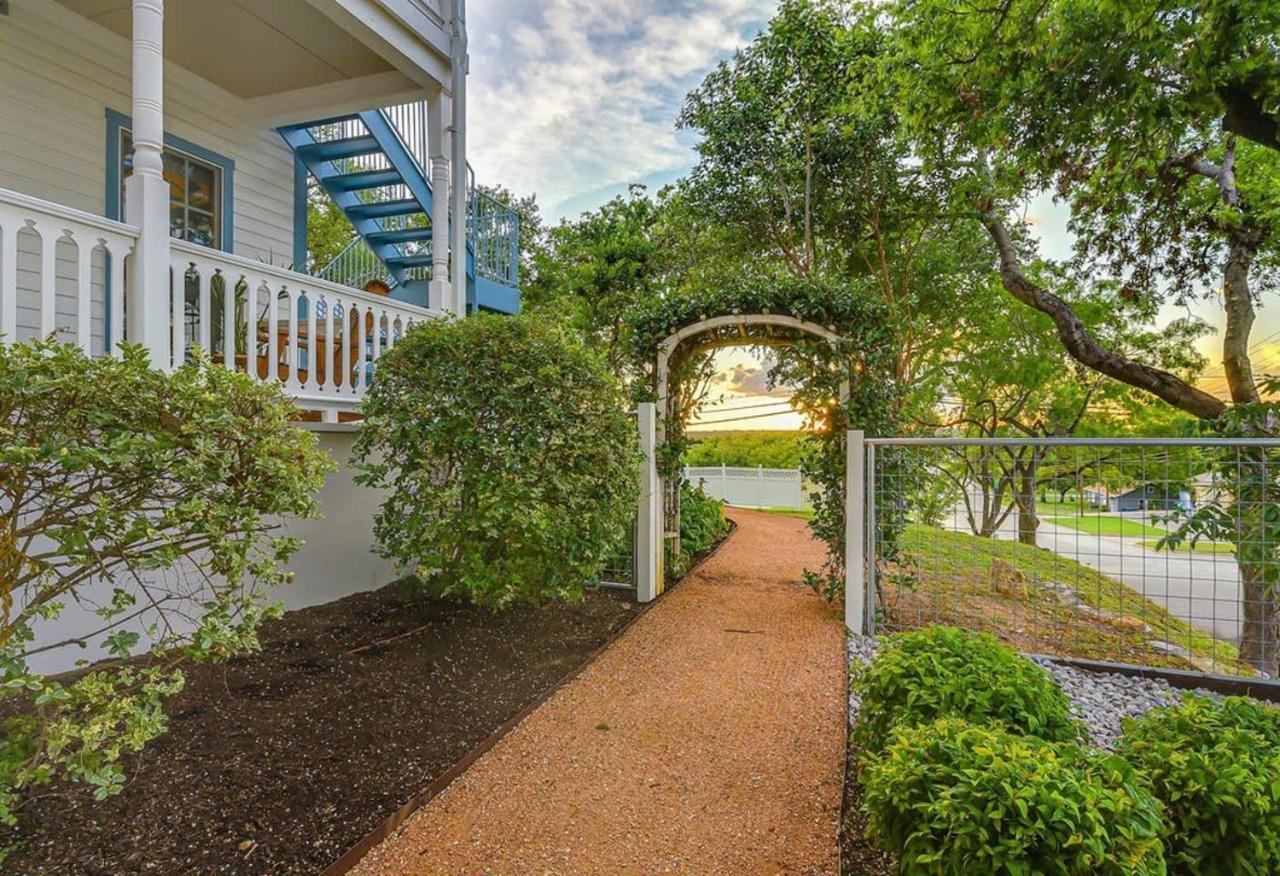 Mckenize Guest House: Travis Suite 1 Bd, 1Ba Marble Falls Exterior foto